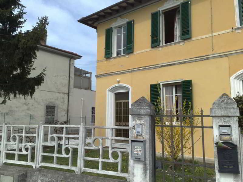 Hotel A Casa Doina Airport Pisa Exterior foto